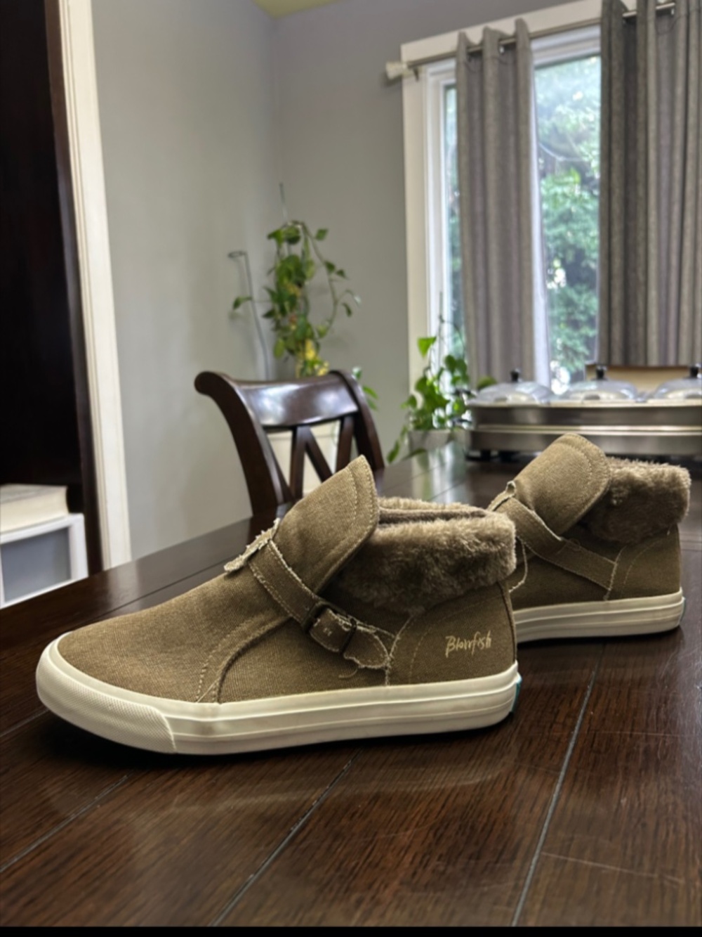 New. Blowfish Canvas Sneaker Boot